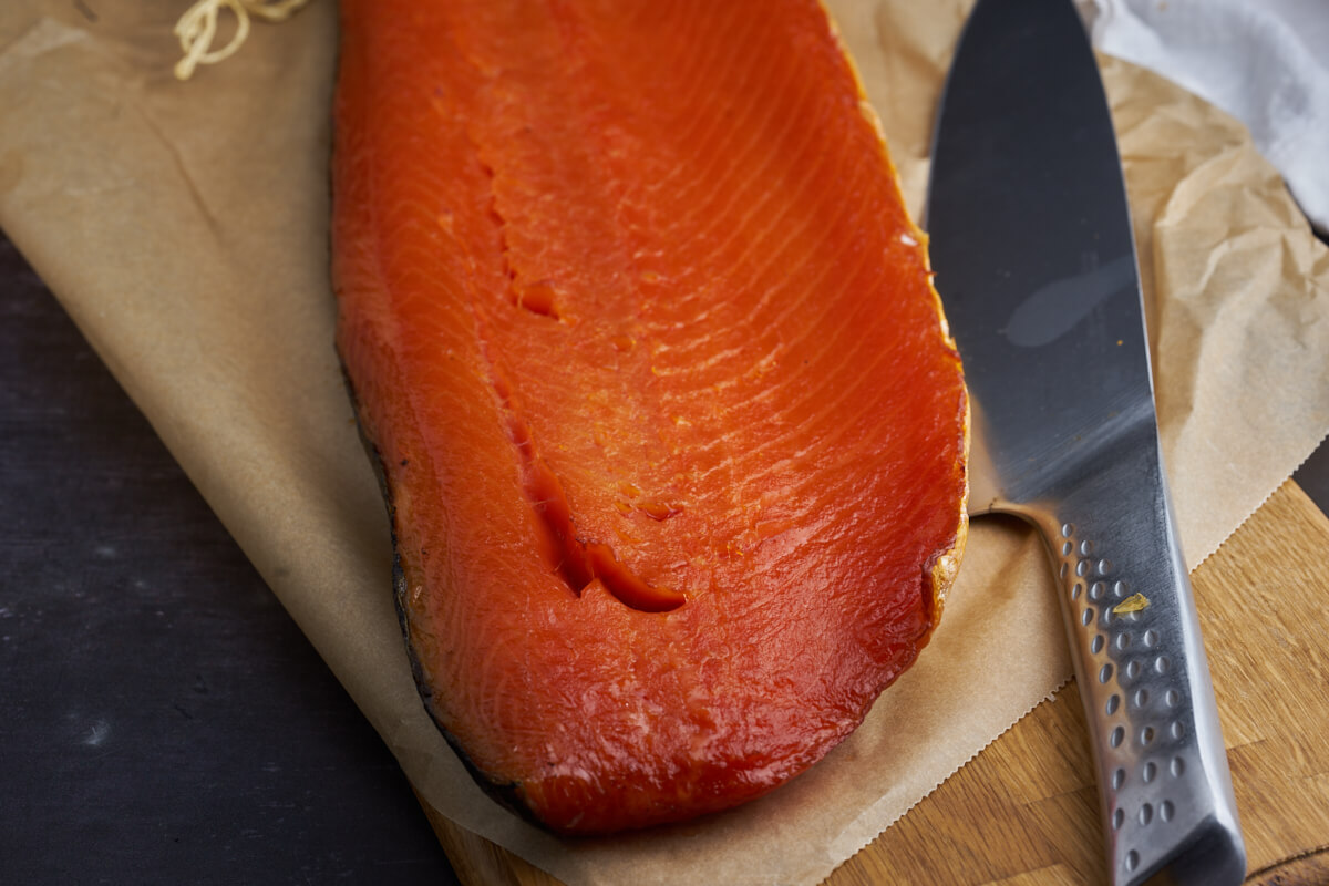 cold smoked salmon with knife
