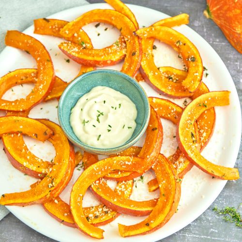 baked hokkaido pumpkin fries with thyme and dip