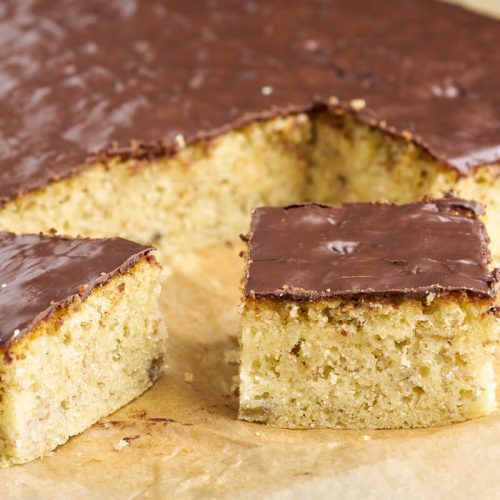 danish banana cake with chocolate