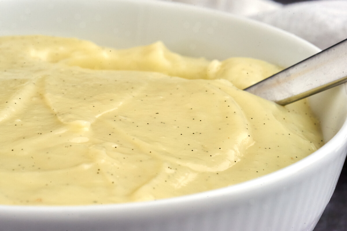 bowl with danish pastry cream with vanilla