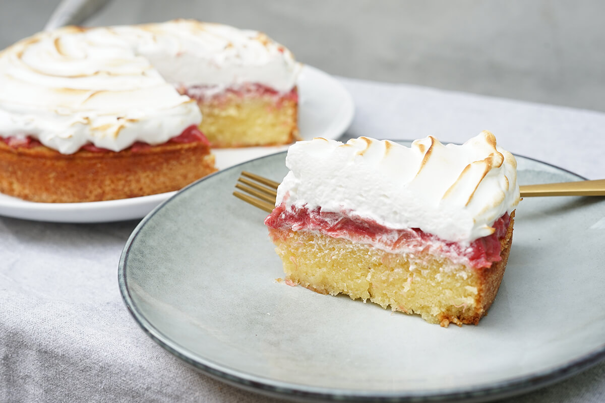 rhubarb meringue cake on danish mazarine base