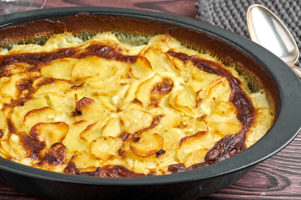 parmesan scalloped potatoes with cheese