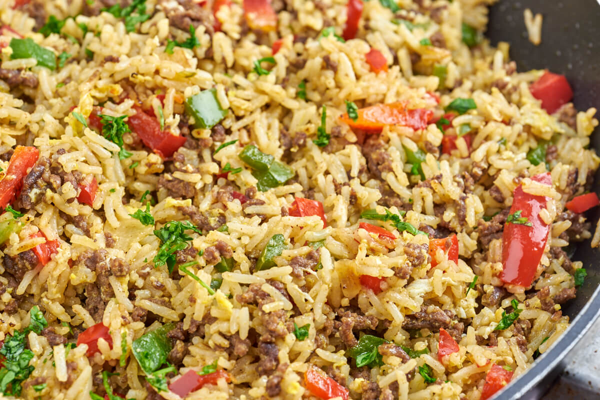 ground beef fried rice with red and green bell pepper