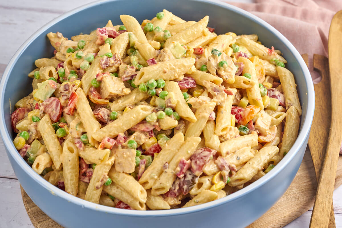 chicken pasta salad with bacon