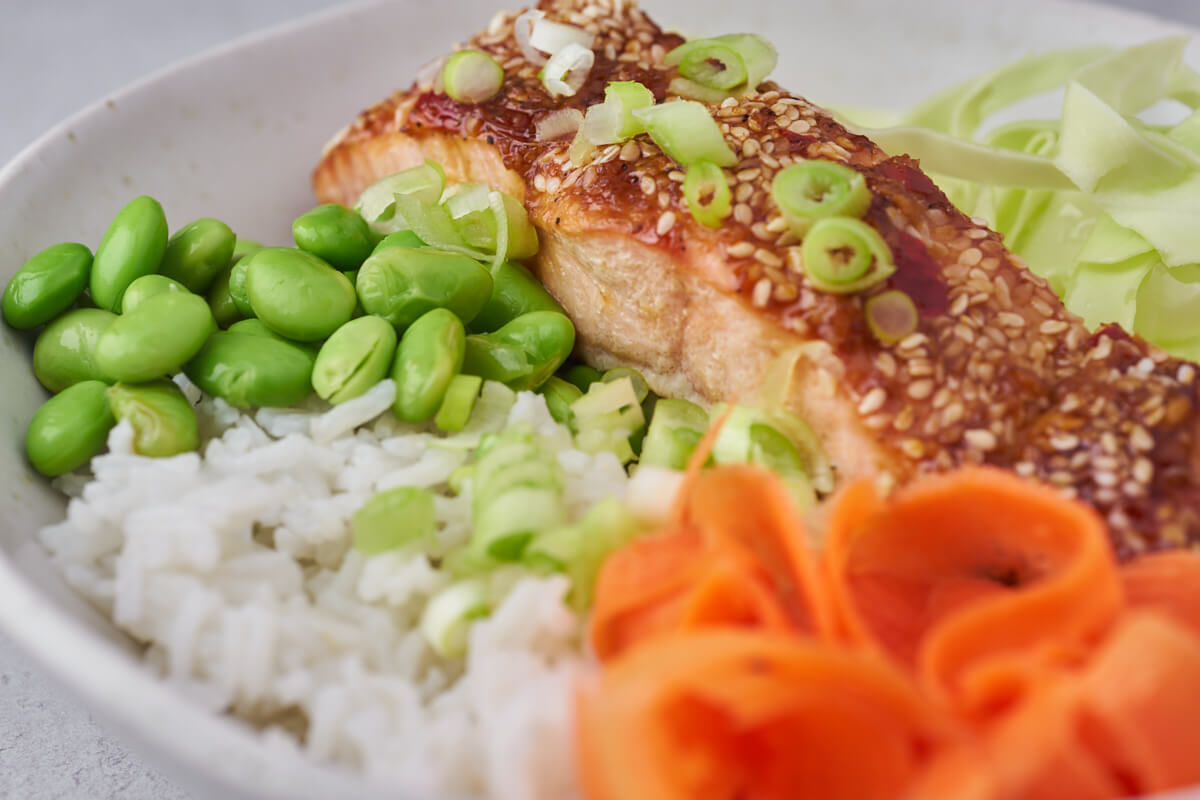 salmon rice bowl with greens