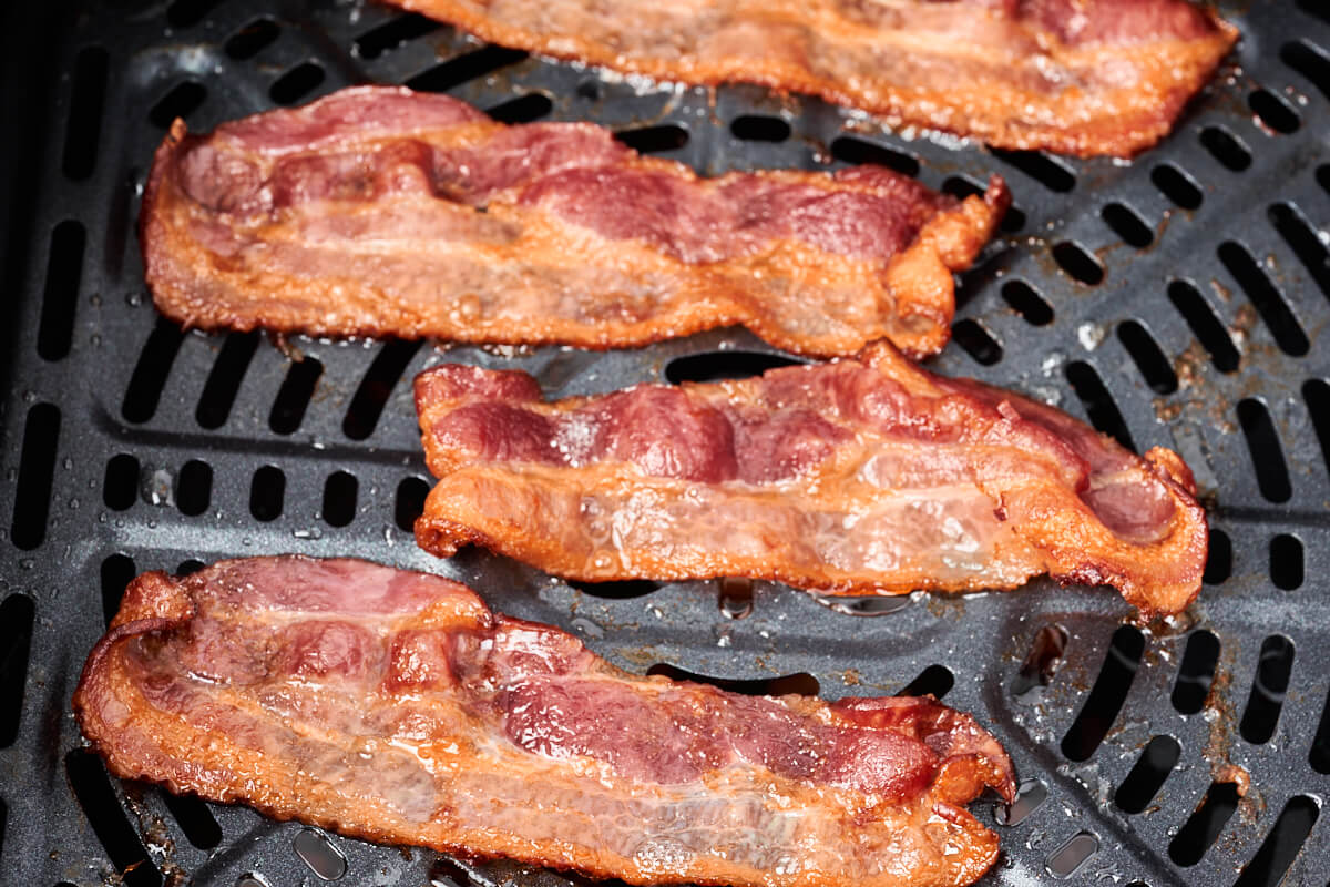 crispy bacon in air fryer basket