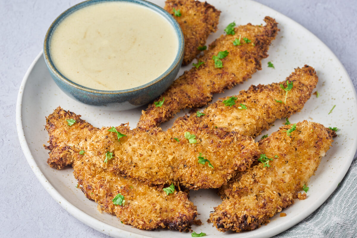 air fryer crispy chicken with dip