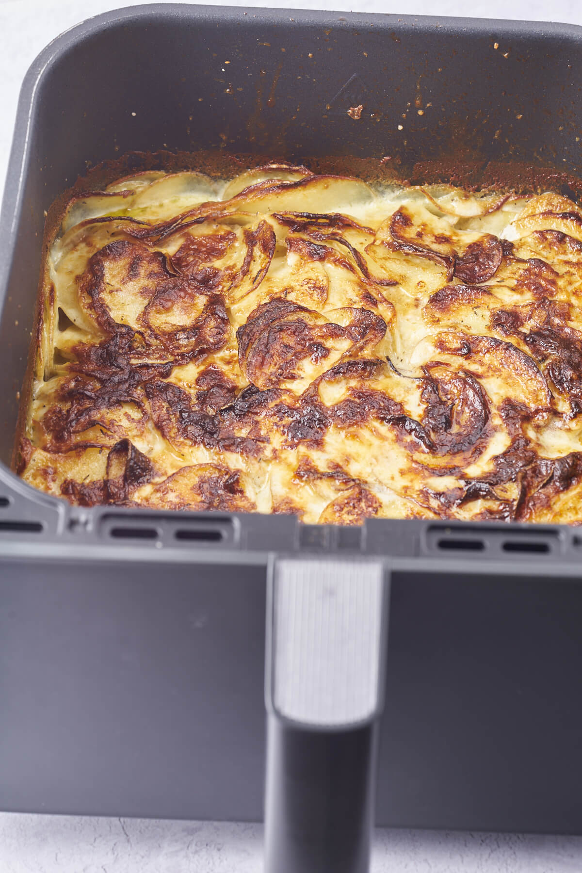 cosori air fryer with scalloped potatoes