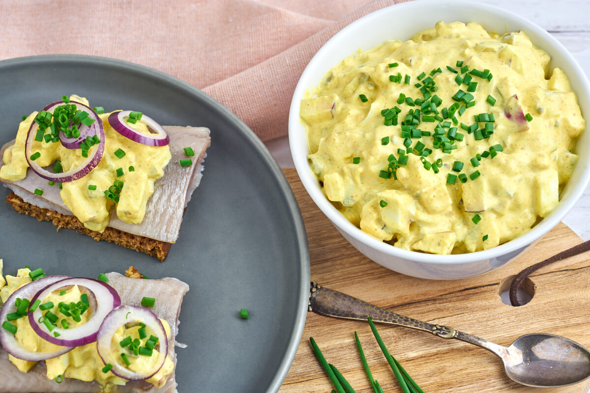 Danish curry egg salad