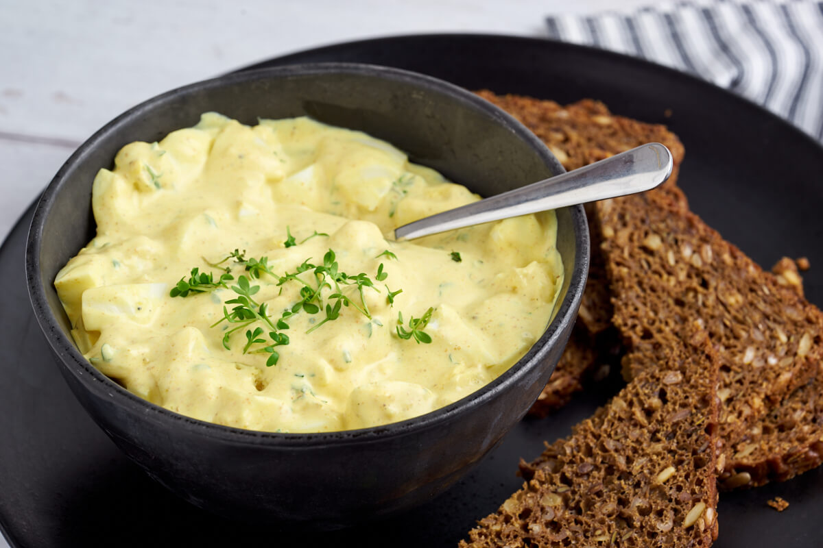 Danish egg salad and rye bread