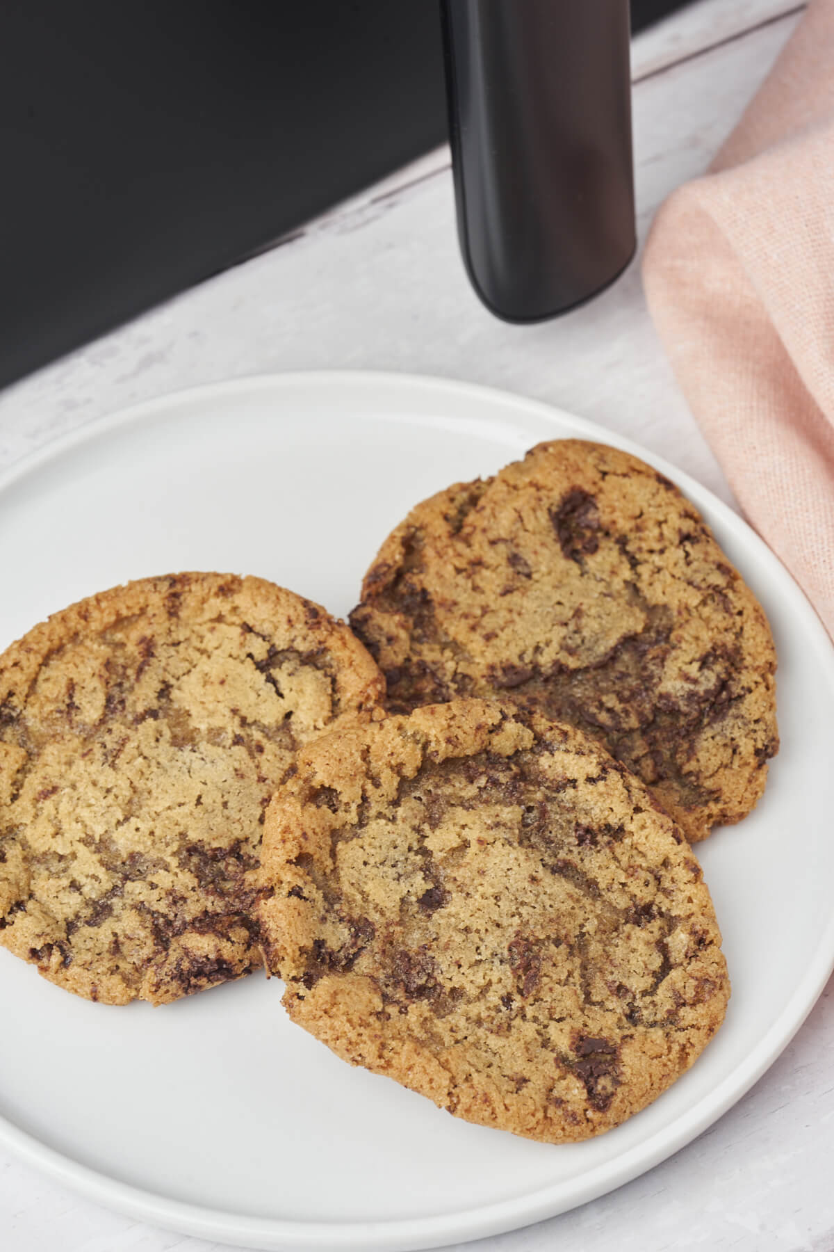 chocolate chip cookies in air fryer