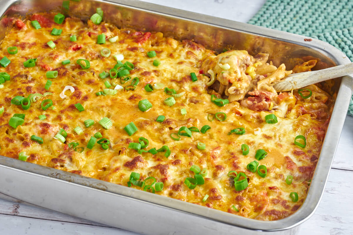 mexican pasta bake with beef and vegetables