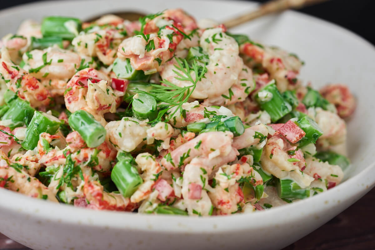 seafood salad with green asparagus, prawns and crayfish tails