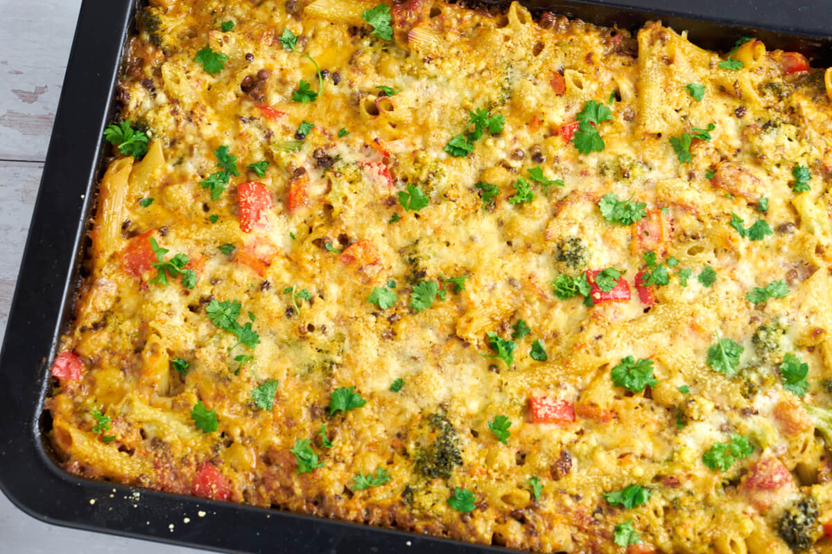 pasta bake with lentils and chickpeas