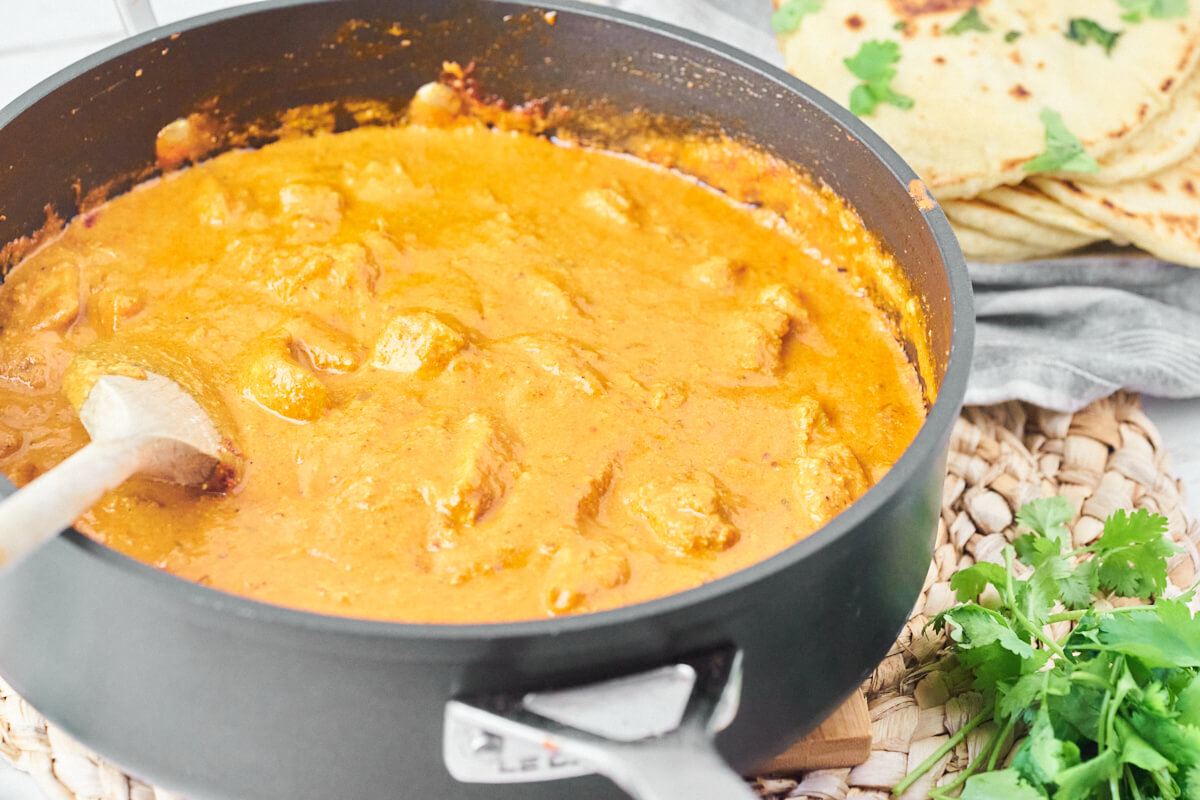 Pot of chicken tikka masala